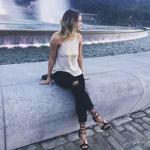 Meet your Posher, Mandi